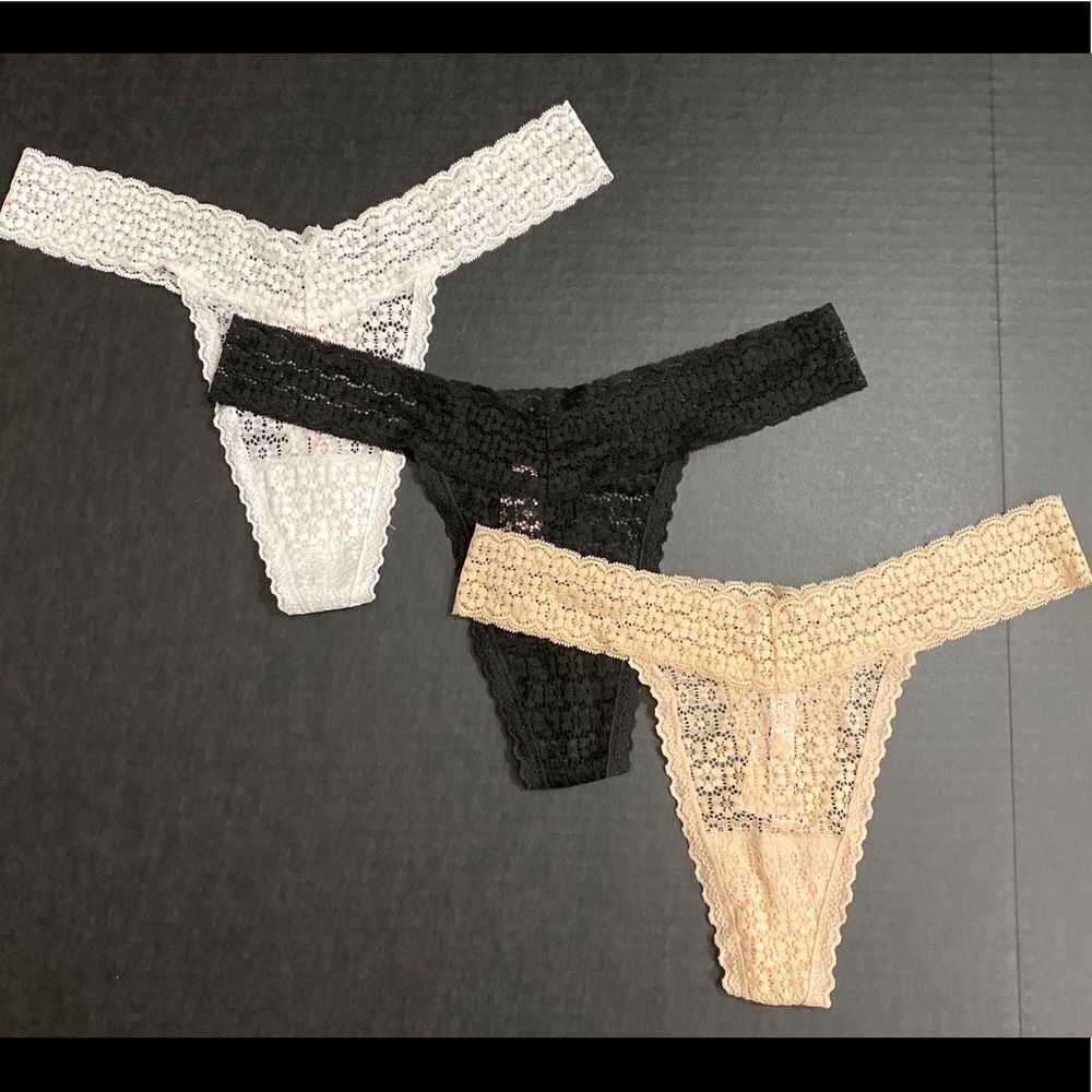 Victoria’s Secret Set Of 3 Soft Lace Thong panty Medium